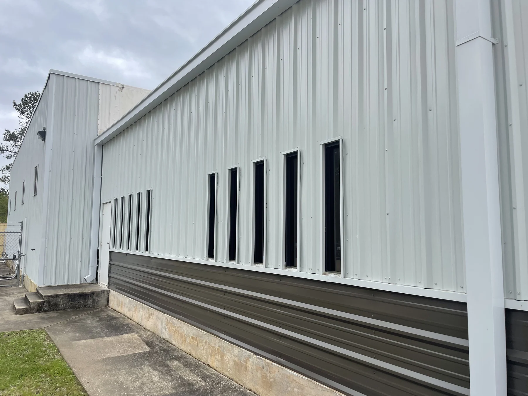 metal building construction